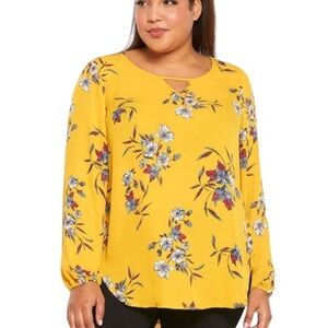 Torrid 5 Yellow Floral Blouse